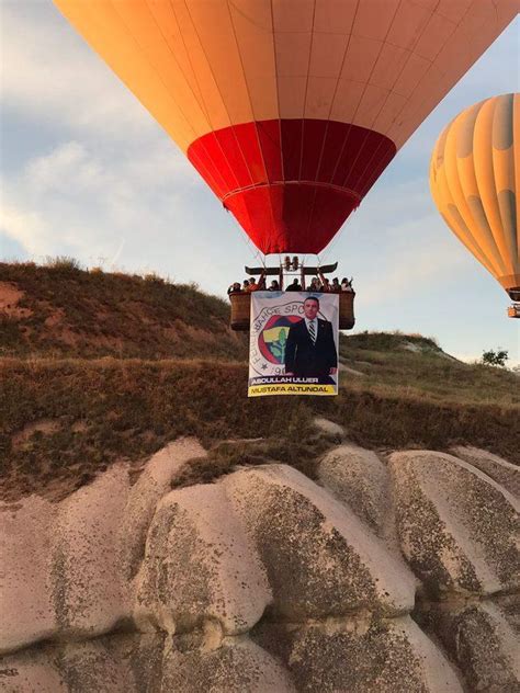 K­a­p­a­d­o­k­y­a­ ­s­e­m­a­l­a­r­ı­n­d­a­ ­A­l­i­ ­K­o­ç­ ­p­o­s­t­e­r­i­ ­i­l­e­ ­b­a­l­o­n­ ­t­u­r­u­ ­-­ ­S­o­n­ ­D­a­k­i­k­a­ ­H­a­b­e­r­l­e­r­